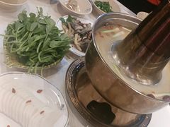 -沈姐万州烤鱼(沙坪坝七中店)