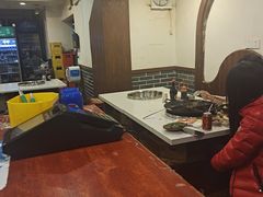 -洞子老火锅(青年路店)