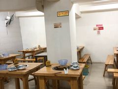 大堂-威邵鸡煲(西华路总店)