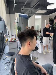 -DK SALON连锁专业烫染接发店