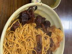 金牌半筋半肉面-旺泉餐饮店·清真牛肉面馆