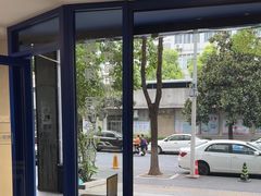 -伟伟宠物医院·CT影像中心·瑞派犬猫综合性门诊(汉口总院)