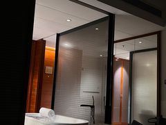 -三亚湾海居铂尔曼度假酒店