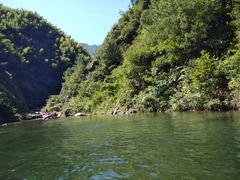 -安吉龙王山峡谷漂流