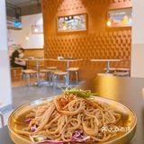 在小巷子了发现一家韩里韩气的猪蹄店