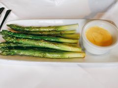 香煎芦笋-茹丝葵经典牛排馆(上海外滩店)