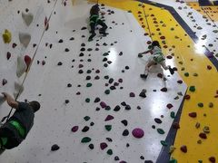 -问山MountQuest攀岩馆