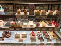 -巴黎贝甜(华堂新辰汇店)