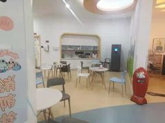 -戊辰亲子游泳俱乐部