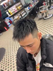 点击看大图 -海文先生国潮烫染男士理发馆