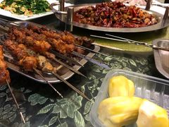 -牧场烧烤餐饮广场