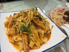 -欧提汗·新疆餐厅·清真(银都路店)