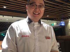 -海底捞火锅鲜切牛肉主题店(长寿路店)