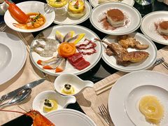 -广州花园酒店·凌璇阁旋转餐厅CAROUSEL360