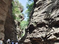 -龙潭大峡谷