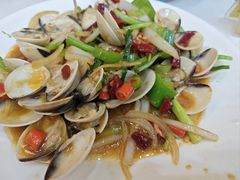 -覃记海鲜美食餐厅