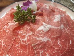-三人行骨头王火锅(长寿店)