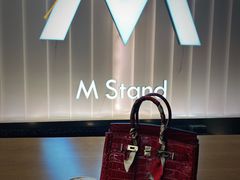 -M Stand(上海人民广场来福士店)