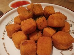海苔豆腐一口酥-粤集·手工粤菜(皇庭广场店)