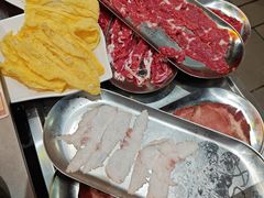-金龙大四喜牛肉火锅