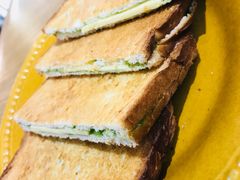 咖椰吐司-HELLO 27 意面·沙拉·帕尼尼