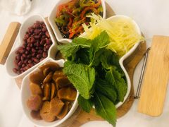 -围龙屋客家食府(福田店)