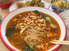 -二钢串叔麻辣烫(华龙大厦店)