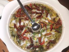 -江渔儿酸菜鱼专门店(明珠广场店)