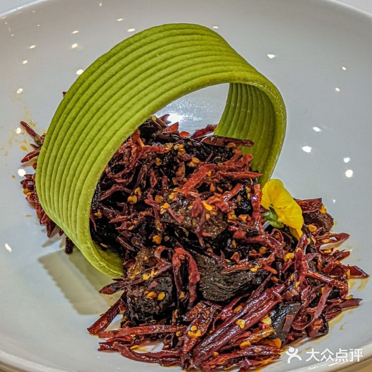 聚餐来这|烤全羊给我香迷糊了外酥里嫩