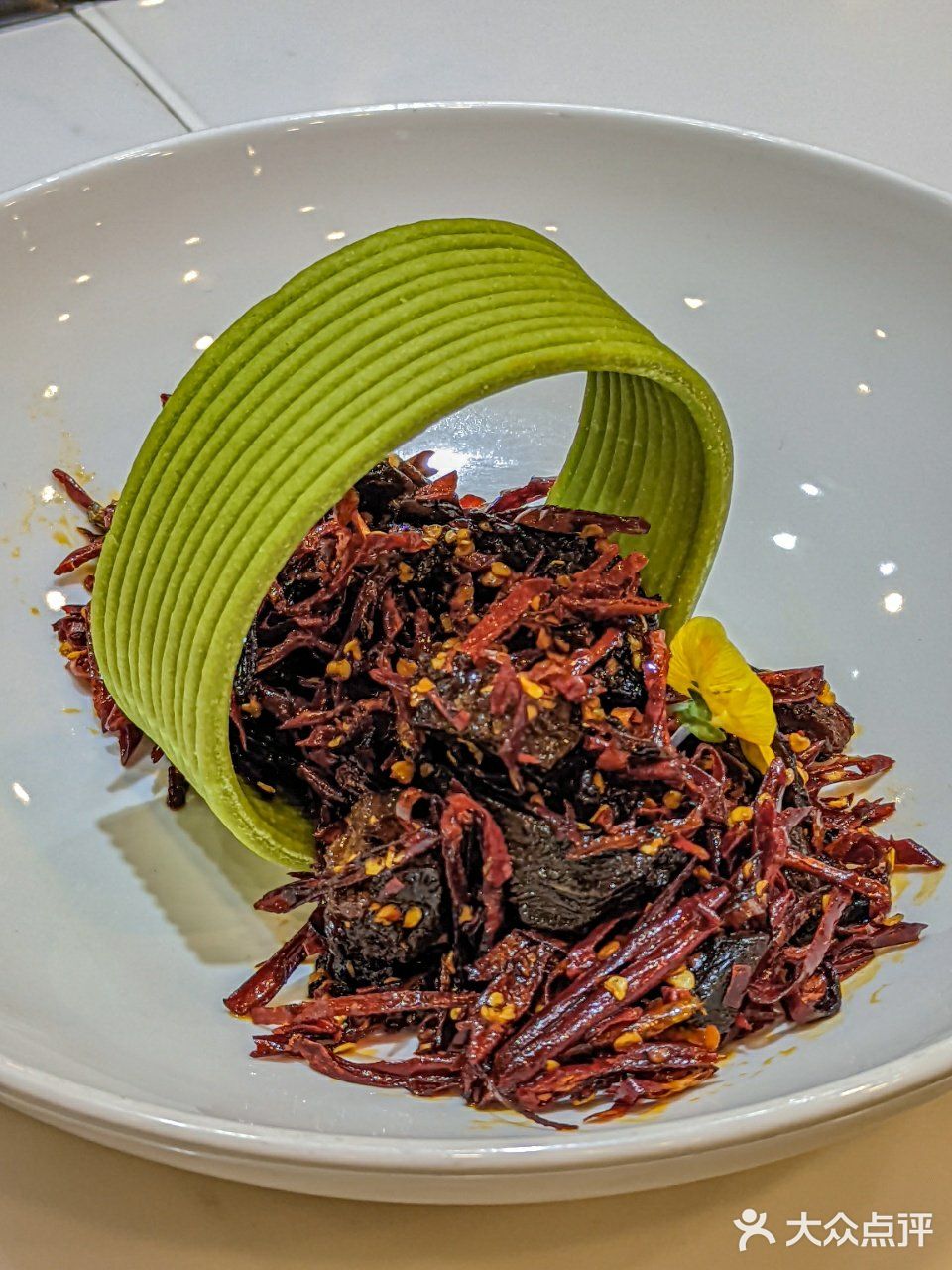 聚餐来这｜烤全羊给我香迷糊了外酥里嫩