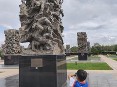 -中国人民抗日战争纪念雕塑园
