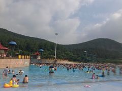 -汤山欢乐水世界