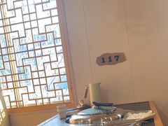 -锅老头海鲜铁锅炖