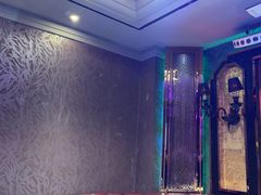 -依呀呀ktv烧烤小串(中山西路店)