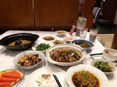 -黔蘑菇四季餐厅(观山湖店)