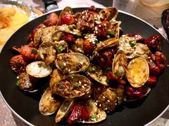 -巴厘龙虾·榜首油焖大虾(音乐学院·沿江酒馆店)