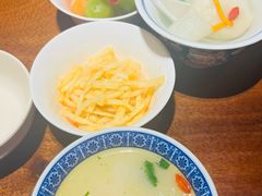 -李犟大爆鳝面·手工蟹黄包(湖滨西湖店)