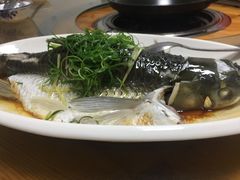 清蒸山坑鲩-光头强美食
