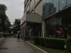 -家乐福(古北店)