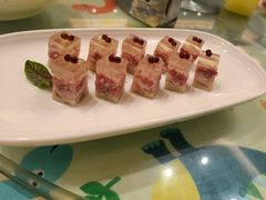 -品悦酒店(三林古镇店)