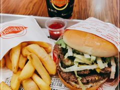 -FATBURGER 特富客汉堡(外交公寓店)