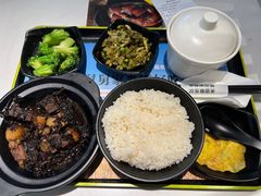 -老娘舅(吴山路店)