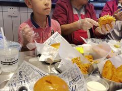 -TRIPS BURGER(大钟寺店)