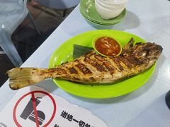 -明记烧鱼美味店