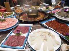 -牛德亨臻牛潮汕火锅(万邦时代店)