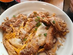 炸猪排滑蛋定食-梦山水日本烧肉(五四广场店)