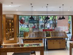 -宝丽眼镜(湖墅店)