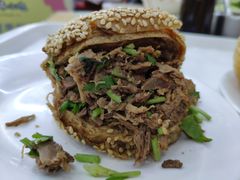 烧饼夹牛肉-护国寺小吃(地安门店)