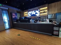 -瑞幸咖啡(纽宾凯酒店新华路店)