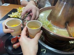 -果松木炭酸菜铜火锅·外婆参鸡汤